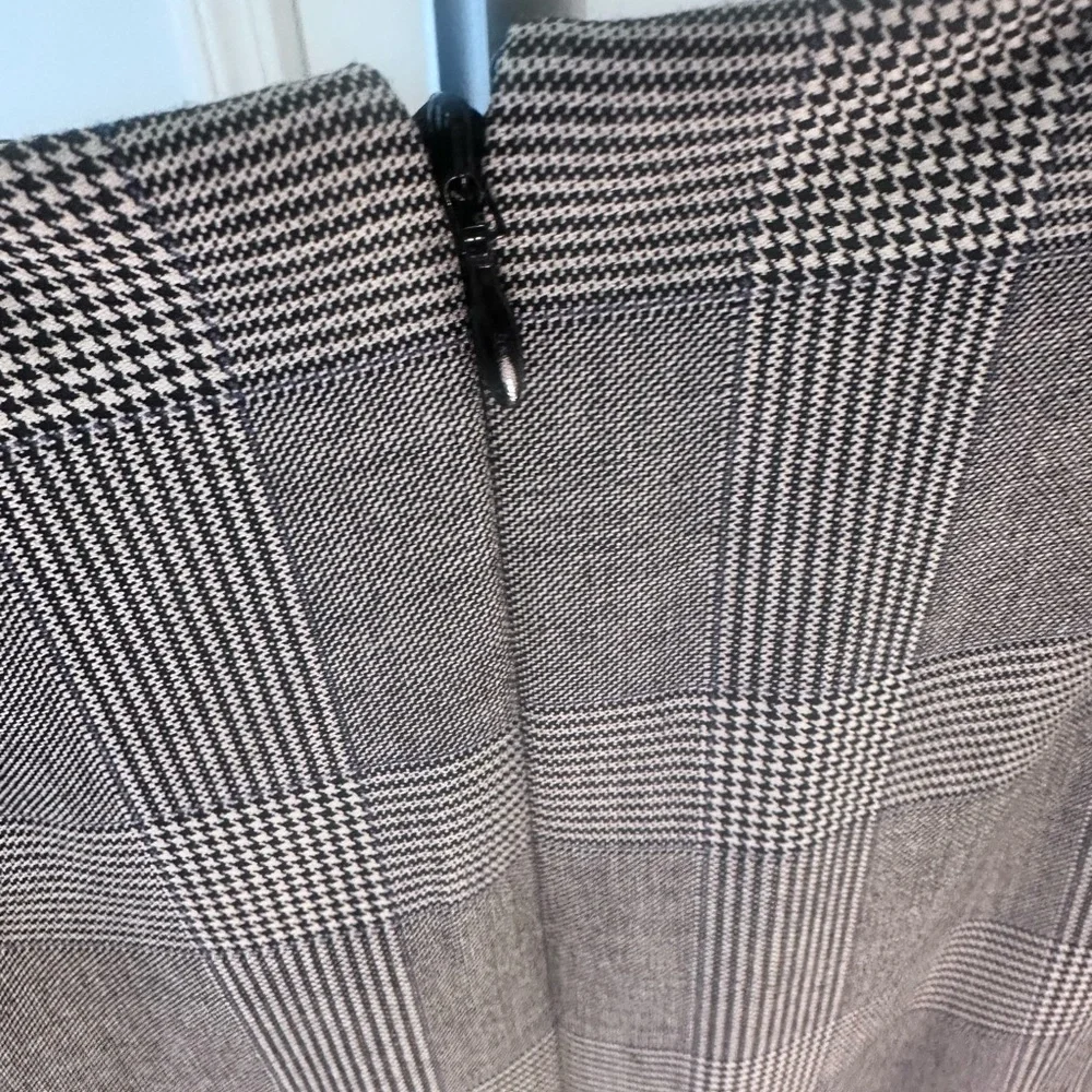 J Crew Seamed shift dress in glen plaid Italian gauzy wool blend Size 6 - Picture 8 of 10